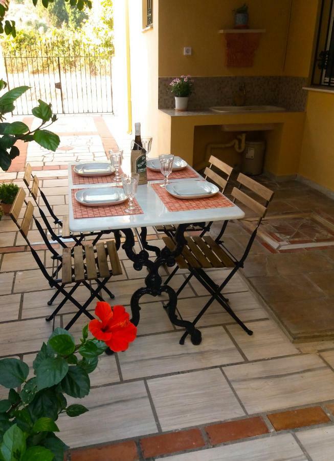 Appartamento House With Garden Near The Sea Agia Efimia Esterno foto