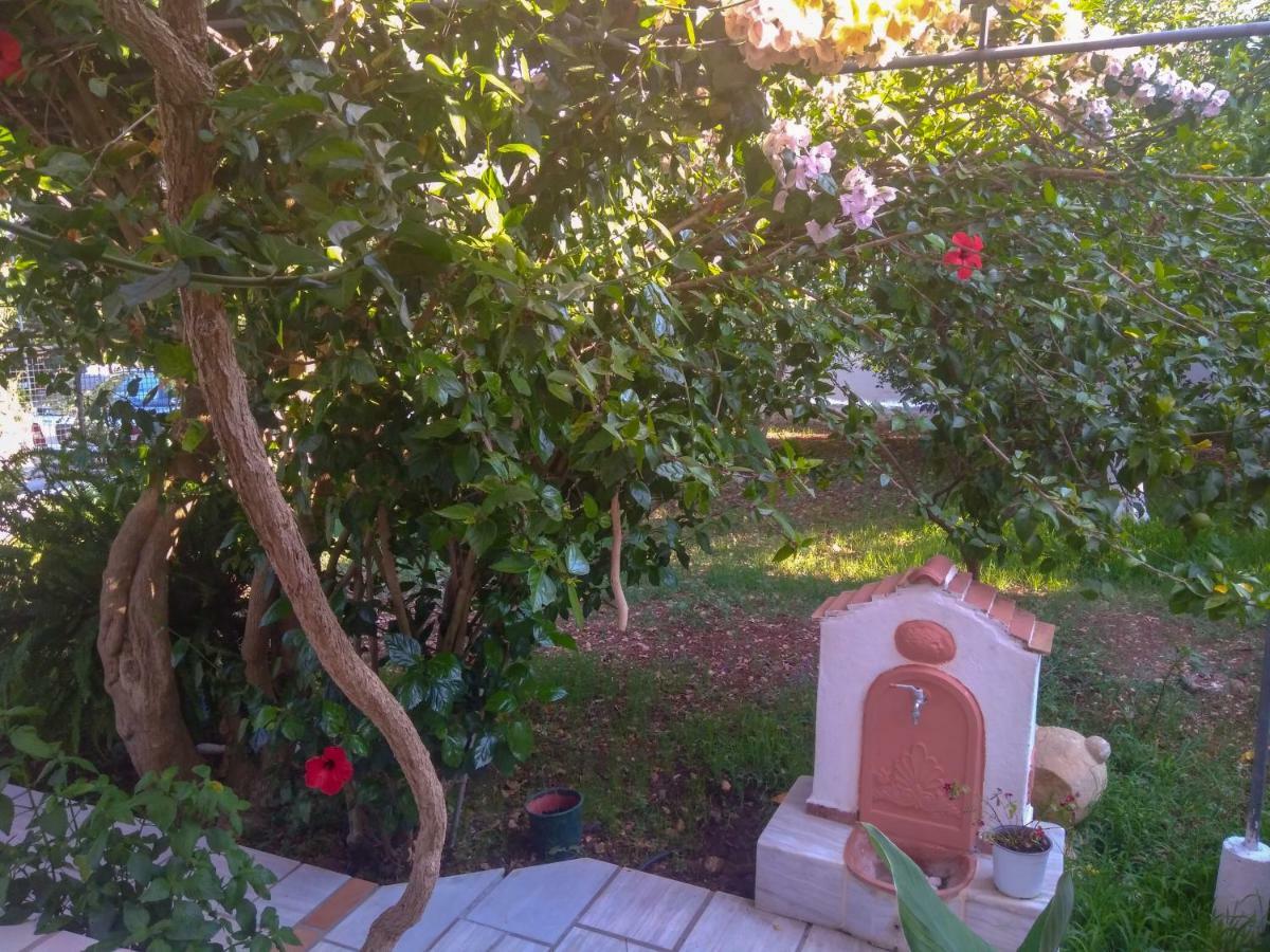 Appartamento House With Garden Near The Sea Agia Efimia Esterno foto
