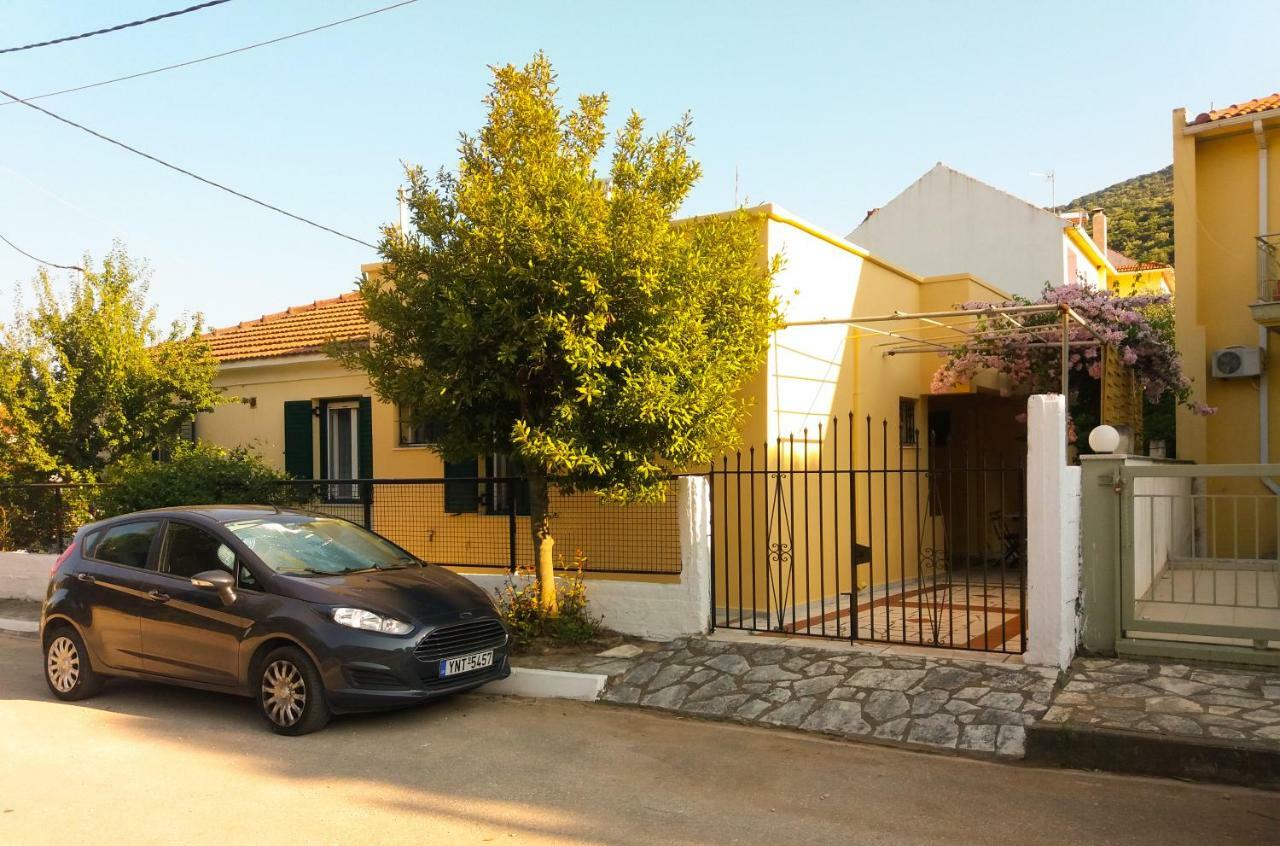Appartamento House With Garden Near The Sea Agia Efimia Esterno foto