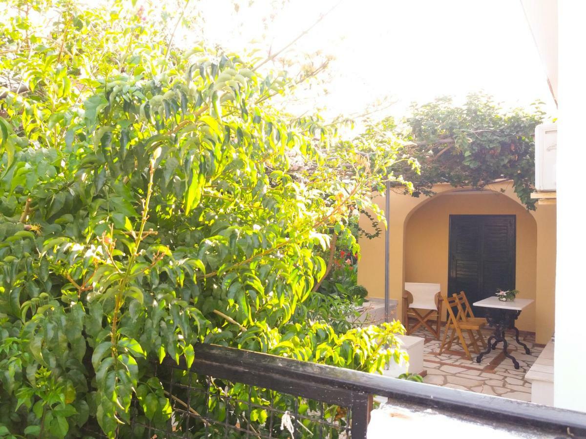 Appartamento House With Garden Near The Sea Agia Efimia Esterno foto