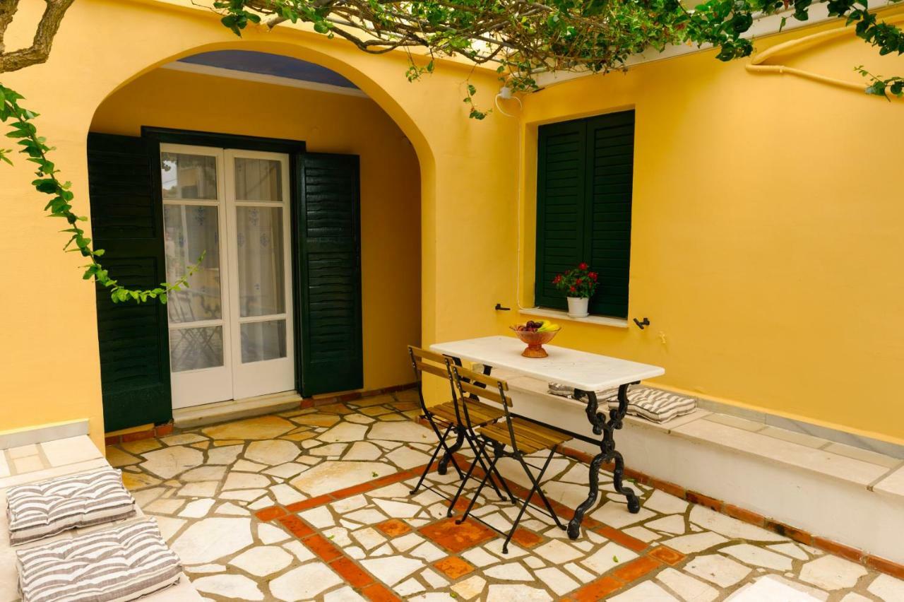 Appartamento House With Garden Near The Sea Agia Efimia Esterno foto